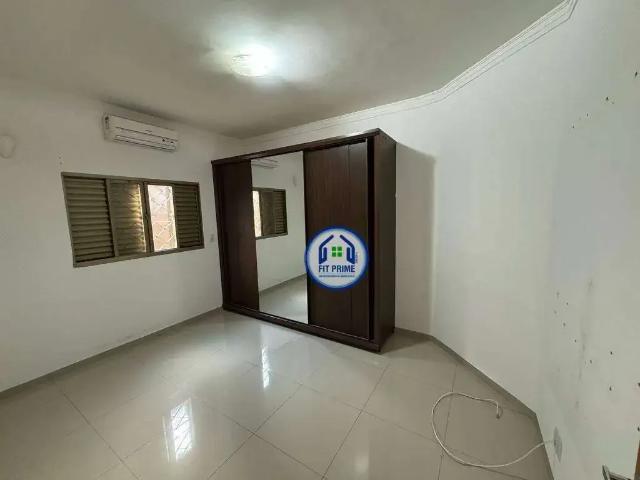 Casa / Sobrado para Venda em São José do Rio Preto/SP Parque Residencial J. Macedo 3 Quartos