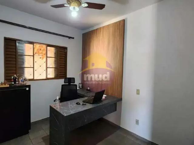 Casa / Sobrado para Venda em São José do Rio Preto/SP Residencial Cidade Jardim 4 Quartos