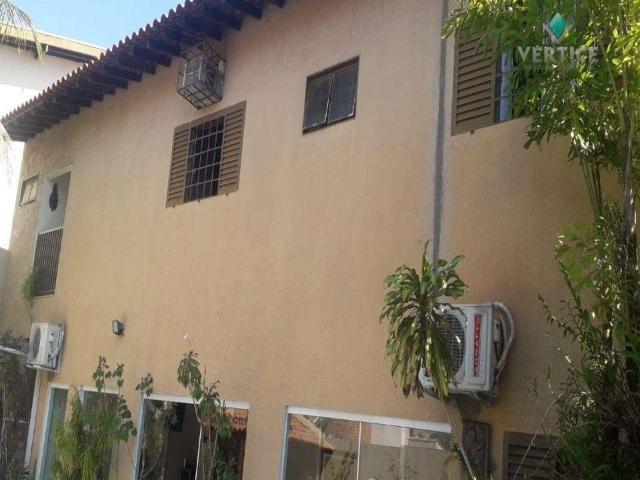 Casa / Sobrado para Venda em São José do Rio Preto/SP Santos Dumont 4 Quartos