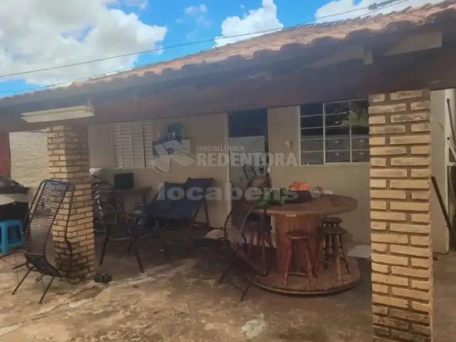 Casa / Sobrado para Venda em São José do Rio Preto/SP Solo Sagrado 3 Quartos