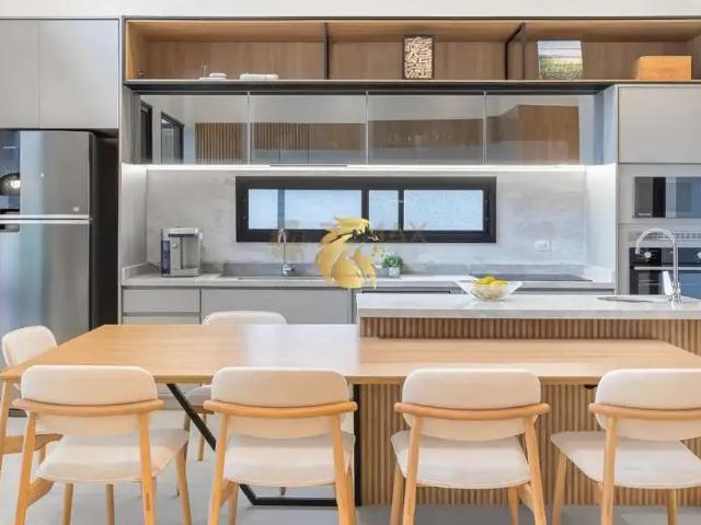 Casa / Sobrado para Venda em São José dos Campos/SP Condomínio Residencial Alphaville II 3 Quartos