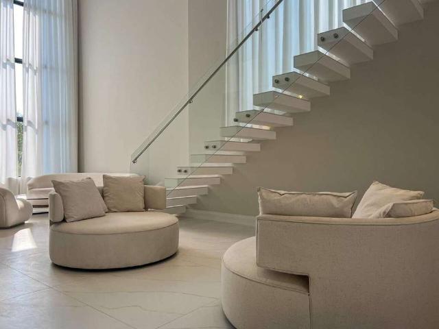 Casa / Sobrado para Venda em São José dos Campos/SP Condomínio Residencial Alphaville II 5 Quartos
