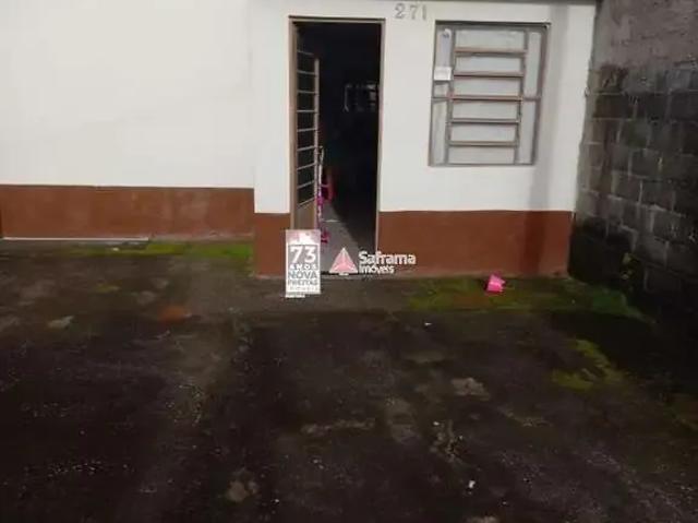 Casa / Sobrado para Venda em São José dos Campos/SP Conjunto Papa João Paulo II 2 Quartos