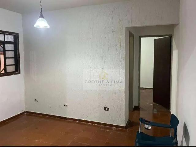 Casa / Sobrado para Venda em São José dos Campos/SP Conjunto Residencial Elmano Veloso 3 Quartos