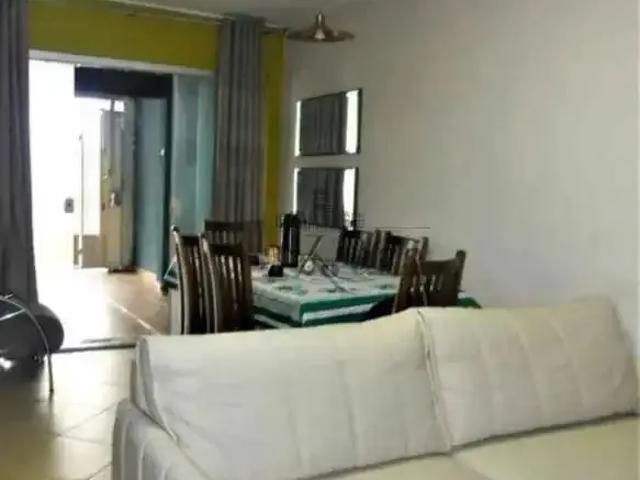 Casa / Sobrado para Venda em São José dos Campos/SP Conjunto Residencial Trinta e Um de Março 3 Quartos