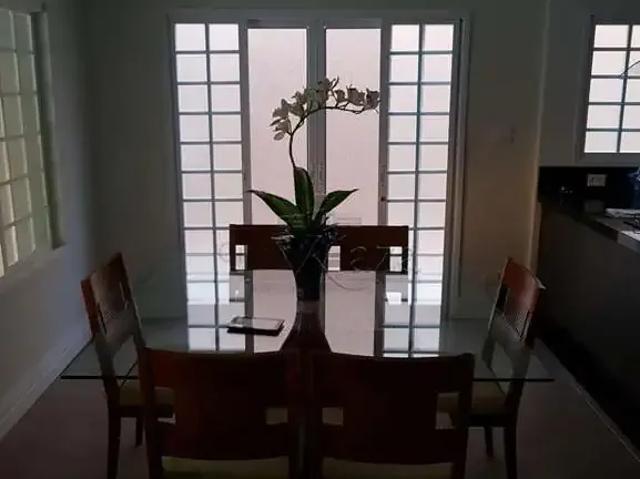 Casa / Sobrado para Venda em São José dos Campos/SP Conjunto Residencial Trinta e Um de Março 2 Quartos