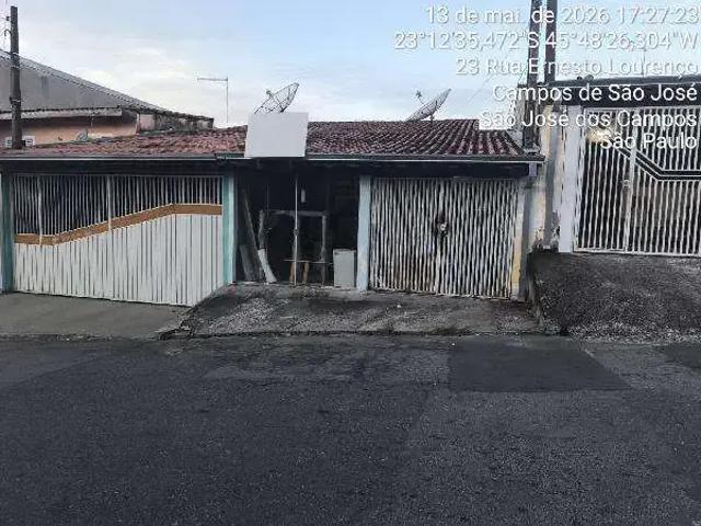 Casa / Sobrado para Venda em São José dos Campos/SP Campos de São José