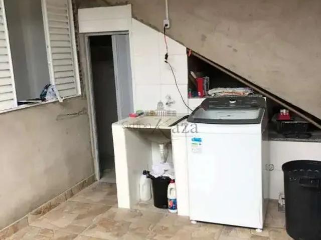Casa / Sobrado para Venda em São José dos Campos/SP Campos de São José 3 Quartos
