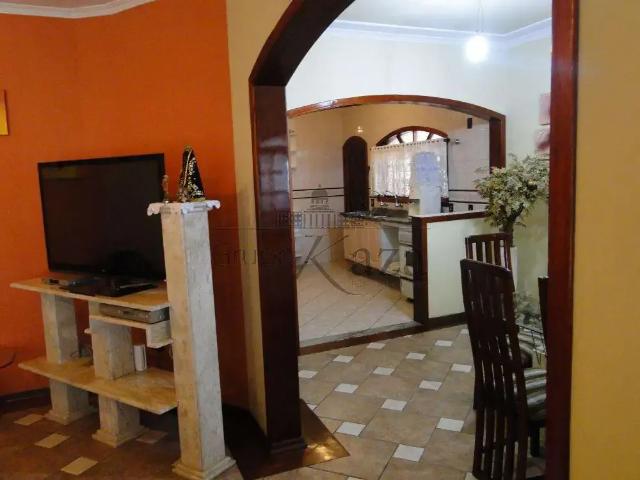 Casa / Sobrado para Venda em São José dos Campos/SP Campos de São José 4 Quartos