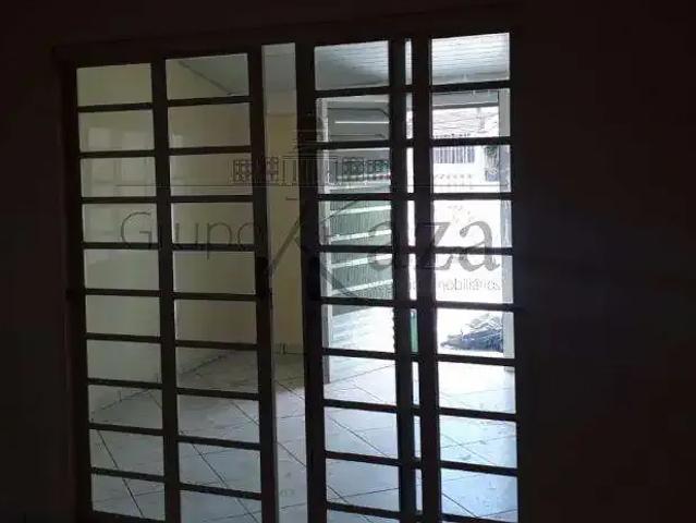 Casa / Sobrado para Venda em São José dos Campos/SP Cidade Morumbi 3 Quartos