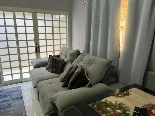 Casa / Sobrado para Venda em São José dos Campos/SP Cidade Morumbi 3 Quartos