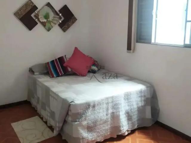 Casa / Sobrado para Venda em São José dos Campos/SP Cidade Morumbi 2 Quartos