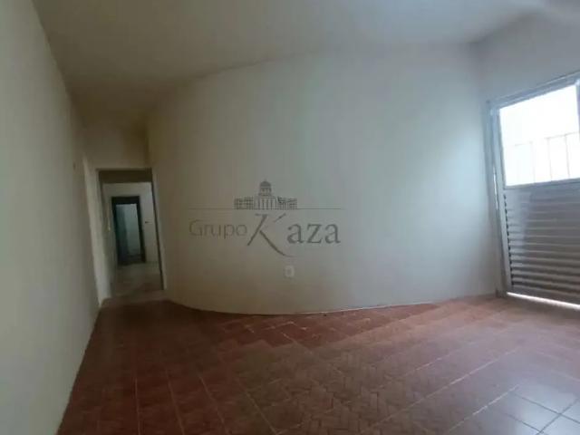 Casa / Sobrado para Venda em São José dos Campos/SP Cidade Morumbi 2 Quartos