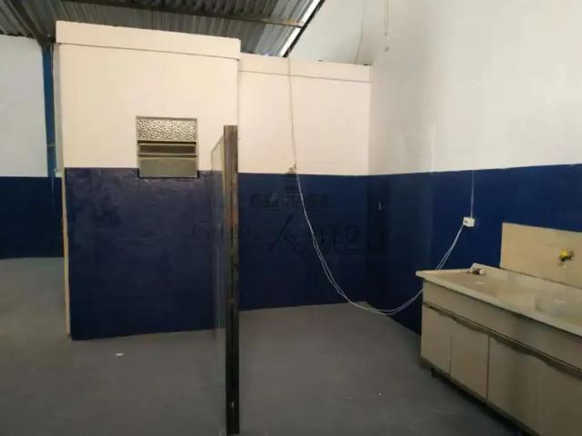 Casa / Sobrado para Venda em São José dos Campos/SP Cidade Morumbi 4 Quartos