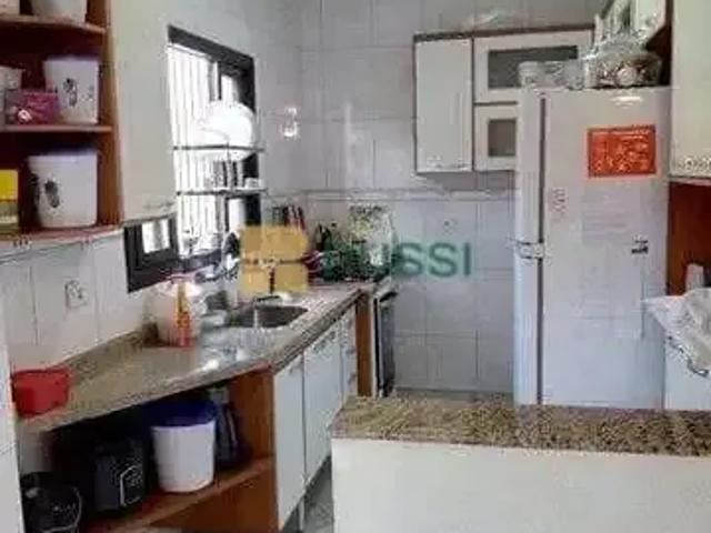 Casa / Sobrado para Venda em São José dos Campos/SP Cidade Morumbi 4 Quartos
