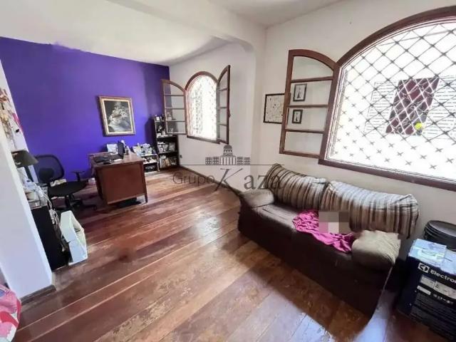 Casa / Sobrado para Venda em São José dos Campos/SP Cidade Vista Verde 2 Quartos