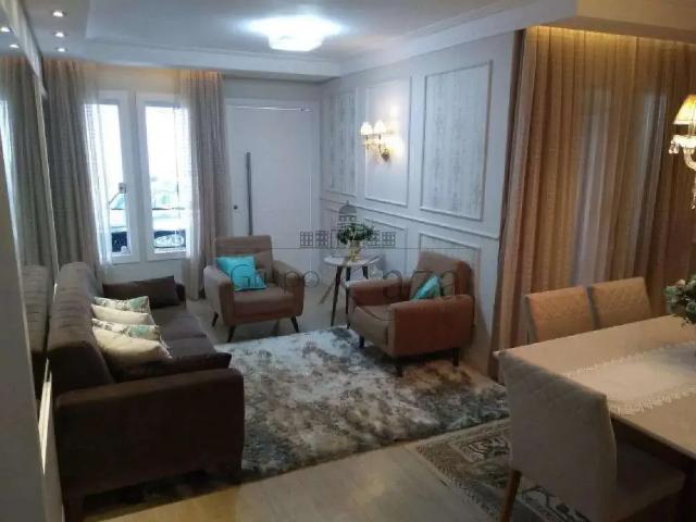 Casa / Sobrado para Venda em São José dos Campos/SP Cidade Vista Verde 3 Quartos