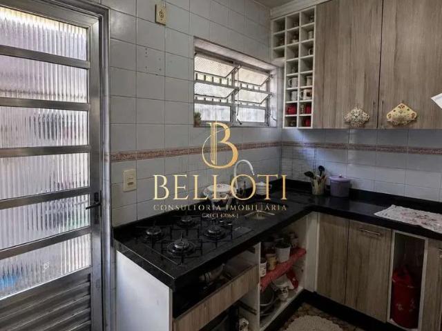 Casa / Sobrado para Venda em São José dos Campos/SP Cidade Vista Verde 3 Quartos