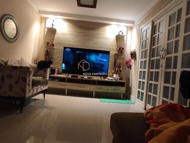Casa / Sobrado para Venda em São José dos Campos/SP Cidade Vista Verde 3 Quartos