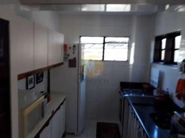 Casa / Sobrado para Venda em São José dos Campos/SP Cidade Vista Verde 4 Quartos