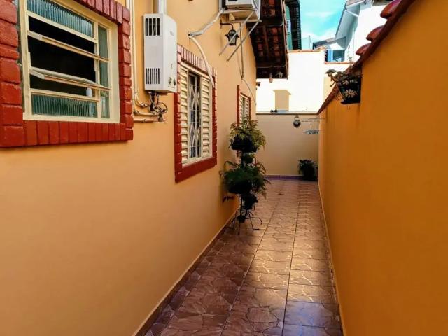 Casa / Sobrado para Venda em São José dos Campos/SP Bosque dos Eucaliptos 2 Quartos