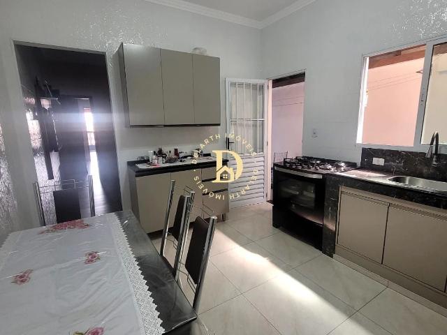 Casa / Sobrado para Venda em São José dos Campos/SP Bosque dos Eucaliptos 2 Quartos
