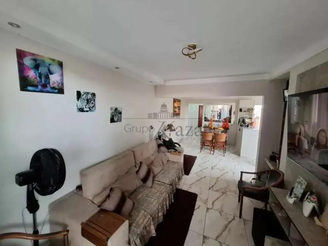 Casa / Sobrado para Venda em São José dos Campos/SP Bosque dos Eucaliptos 2 Quartos