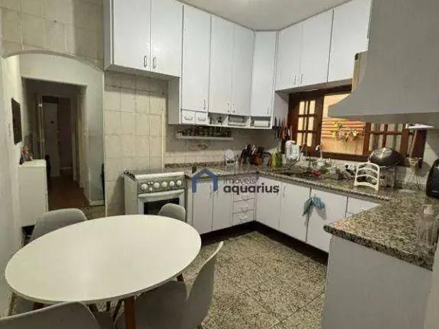 Casa / Sobrado para Venda em São José dos Campos/SP Bosque dos Eucaliptos 3 Quartos