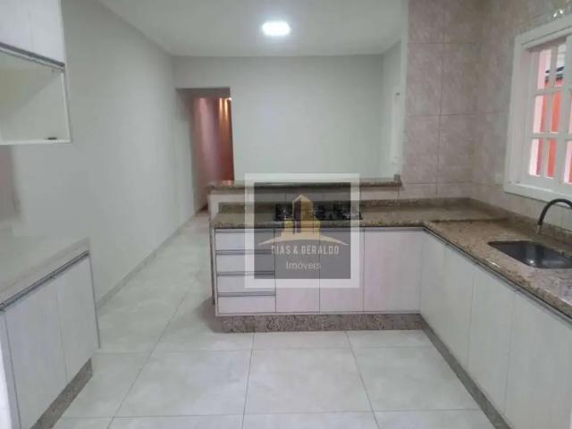 Casa / Sobrado para Venda em São José dos Campos/SP Bosque dos Eucaliptos 3 Quartos