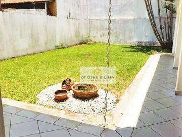 Casa / Sobrado para Venda em São José dos Campos/SP Bosque dos Eucaliptos 3 Quartos