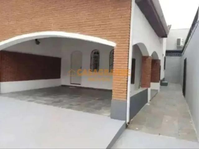 Casa / Sobrado para Venda em São José dos Campos/SP Bosque dos Eucaliptos 3 Quartos