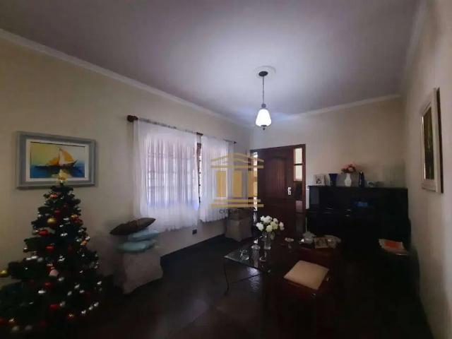 Casa / Sobrado para Venda em São José dos Campos/SP Bosque dos Eucaliptos 4 Quartos