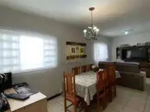 Casa / Sobrado para Venda em São José dos Campos/SP Bosque dos Eucaliptos 4 Quartos