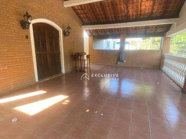 Casa / Sobrado para Venda em São José dos Campos/SP Bosque dos Eucaliptos 5 Quartos