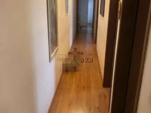 Casa / Sobrado para Venda em São José dos Campos/SP Bosque dos Ipês 3 Quartos