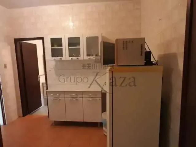 Casa / Sobrado para Venda em São José dos Campos/SP Jardim Maringá 1 Quartos
