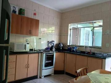 Casa / Sobrado para Venda em São José dos Campos/SP Jardim Oriente 3 Quartos