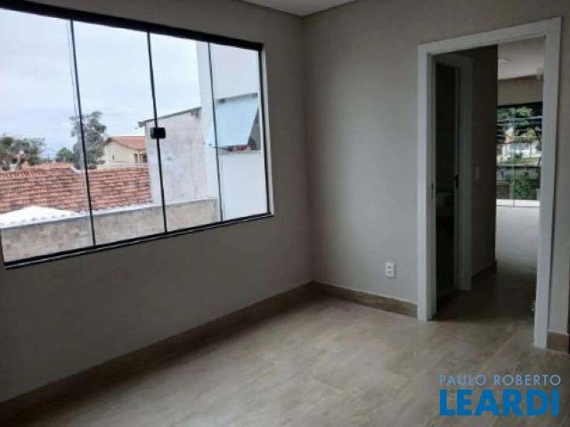Casa / Sobrado para Venda em São José dos Campos/SP Jardim Oriente 3 Quartos