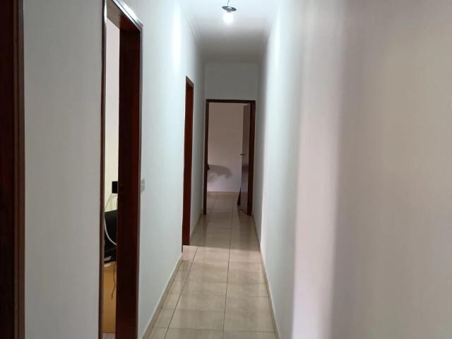 Casa / Sobrado para Venda em São José dos Campos/SP Jardim Oriente 3 Quartos