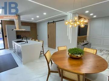 Casa / Sobrado para Venda em São José dos Campos/SP Jardim Oriente 3 Quartos