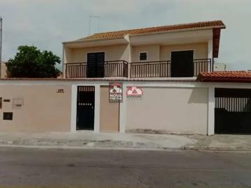 Casa à venda em Rua Benedita Cantinho de Moura - Varanda