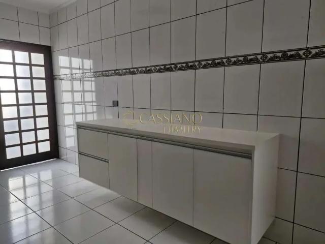Casa / Sobrado para Venda em São José dos Campos/SP Jardim Oriente 2 Quartos
