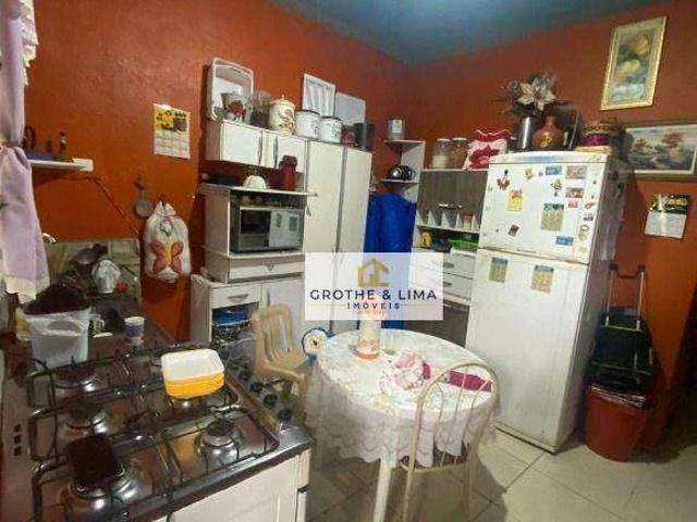 Casa / Sobrado para Venda em São José dos Campos/SP Jardim Oriente 5 Quartos