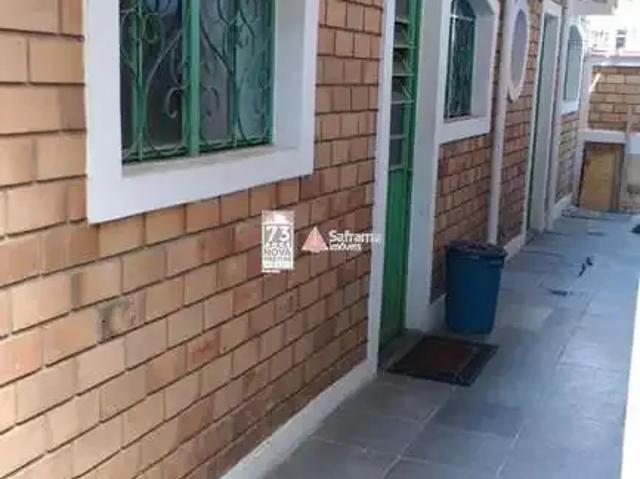 Casa / Sobrado para Venda em São José dos Campos/SP Jardim Oswaldo Cruz 5 Quartos