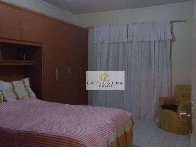 Casa / Sobrado para Venda em São José dos Campos/SP Jardim Altos de Santana 4 Quartos