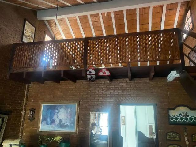 Casa / Sobrado para Venda em São José dos Campos/SP Jardim Alvorada 3 Quartos