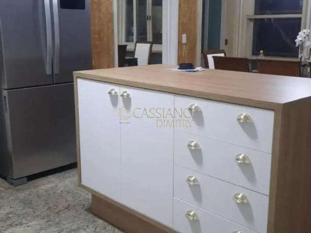 Casa / Sobrado para Venda em São José dos Campos/SP Jardim Alvorada 4 Quartos