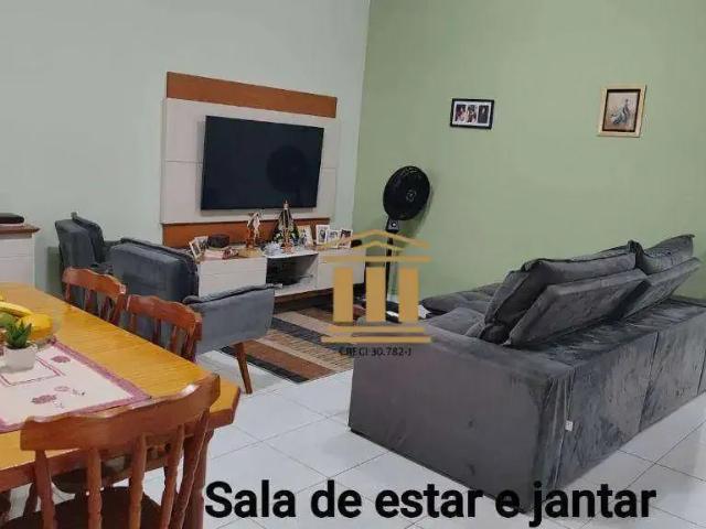 Casa / Sobrado para Venda em São José dos Campos/SP Jardim América 3 Quartos