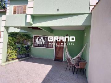 Casa / Sobrado para Venda em São José dos Campos/SP Jardim América 3 Quartos