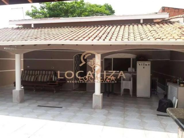 Casa / Sobrado para Venda em São José dos Campos/SP Jardim Americano 3 Quartos